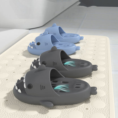 Shark Slippers Must have für den Sommer 2023 in allen Farben und Grössen erhältlich